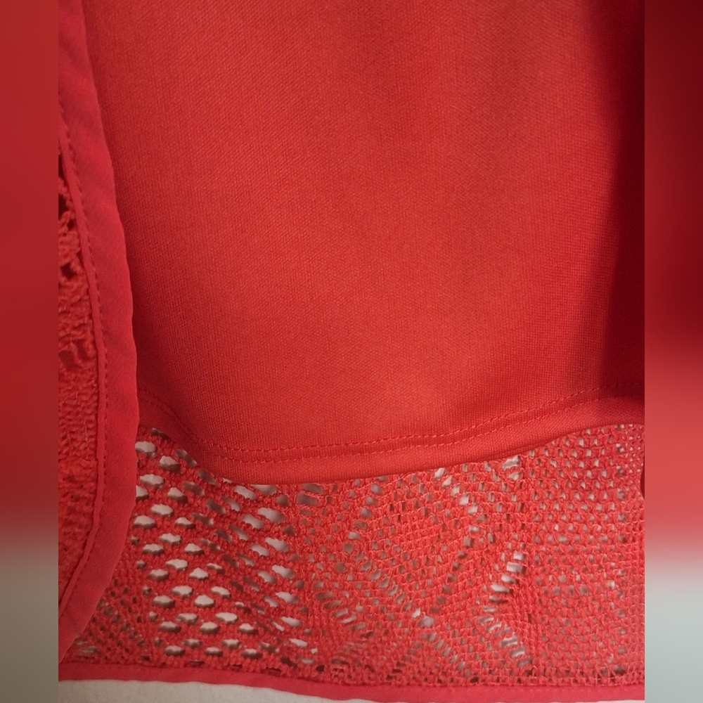 2tee Couture Bright Red Crochet Dress Size Large Open Flow Flutter Bell Sleeves - Picture 5 of 7